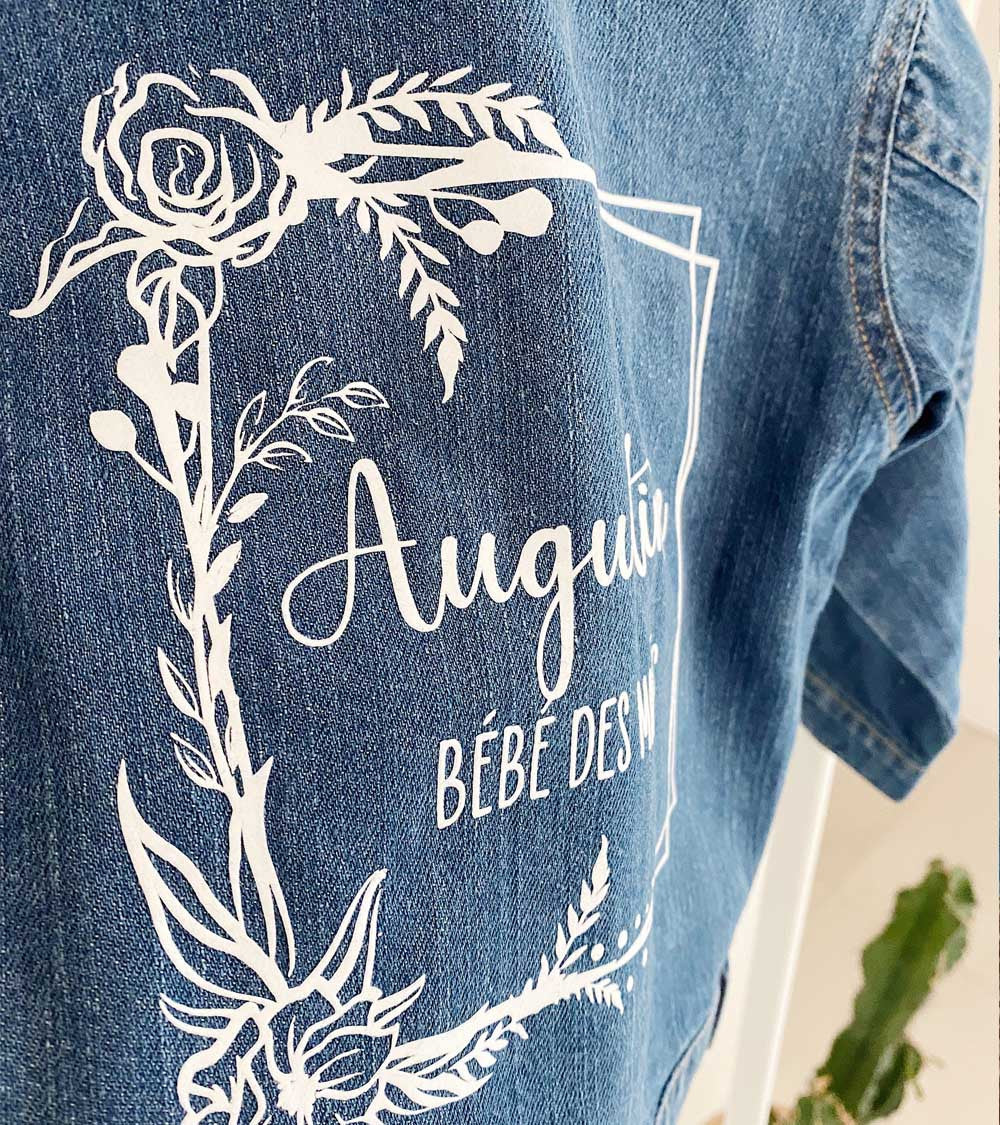 Veste en Jean Bébé des Mariés Personnalisée – Coton Bio, Élégance et Douceur