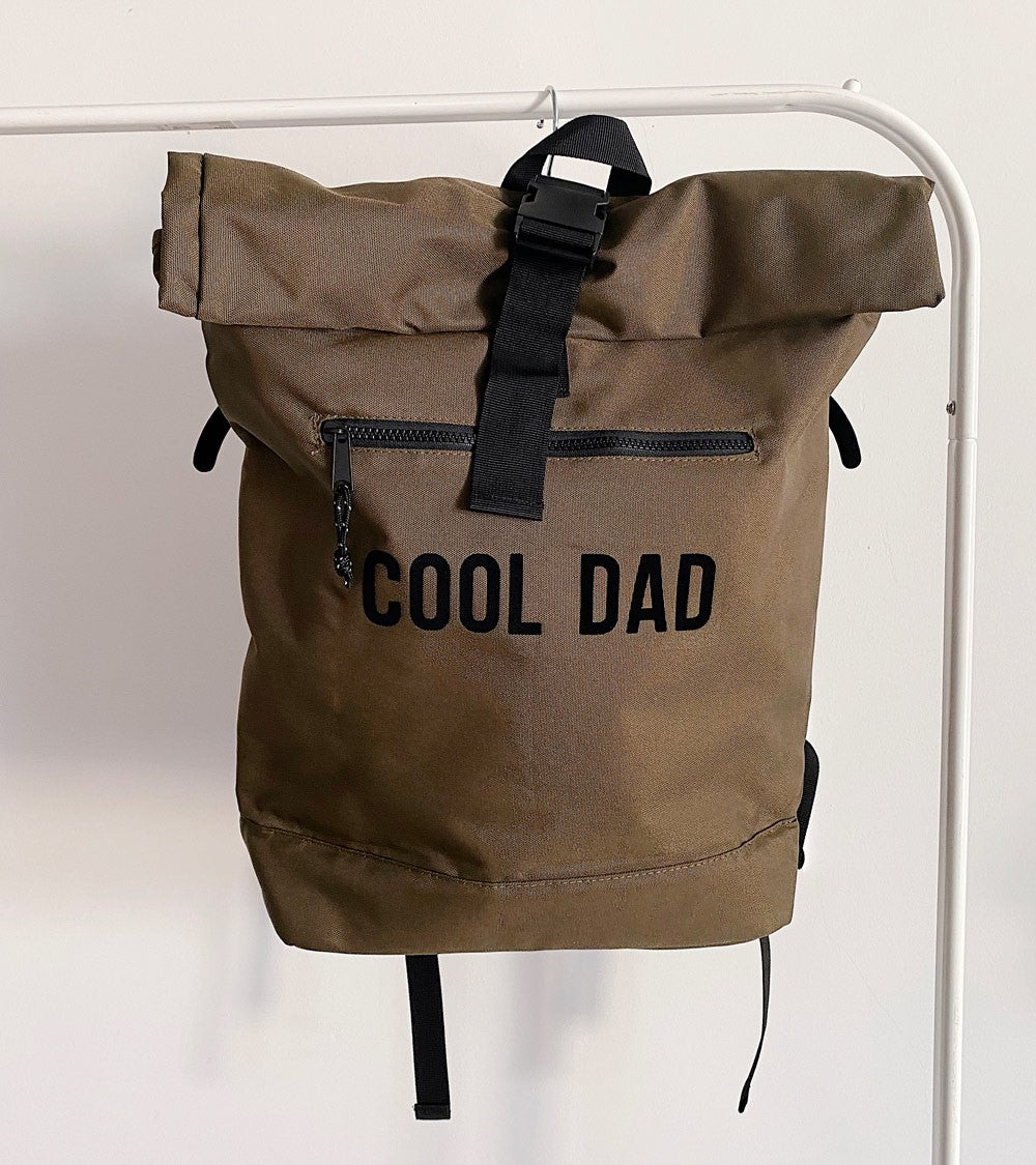 Sac à dos kaki personnalisé "Cool Dad" – Le sac stylé et pratique pour papa