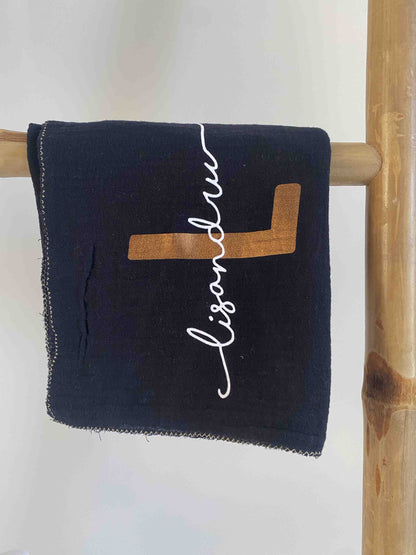 Lange Personnalisé Signature Noir – Douceur et Élégance pour Bébé