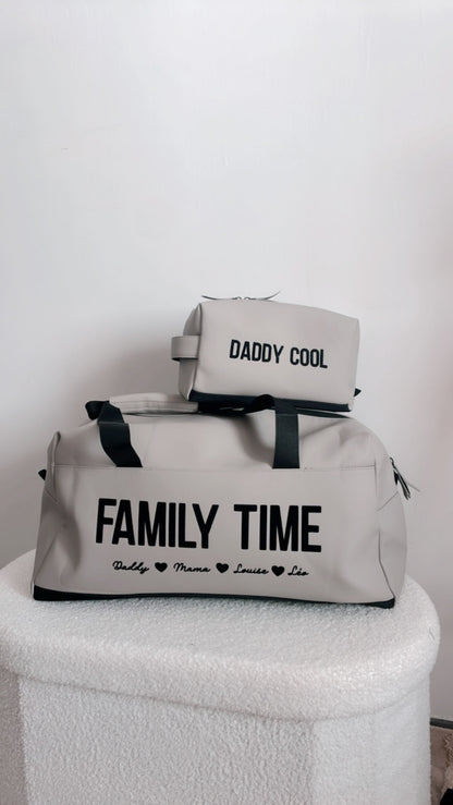 ✨ Trousse de Toilette Personnalisée DADDY COOL - Parce qu’un papa stylé mérite aussi ses essentiels bien rangés.