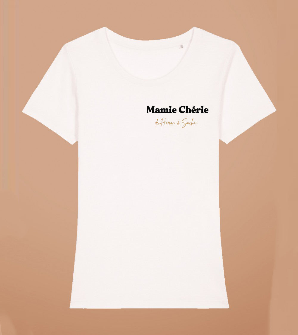 T-shirt Personnalisé "Mamie d'Amour" – Un Cadeau Tendre et Confortable pour Mamie