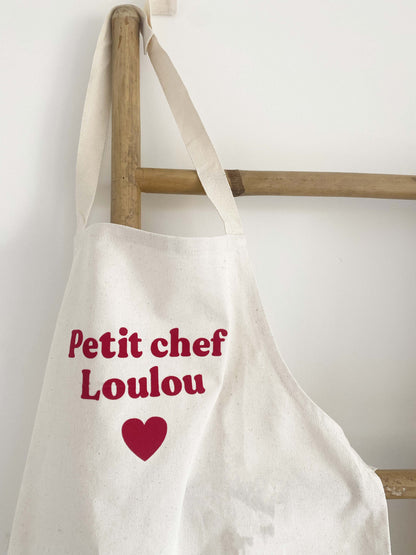 Tablier Enfant Personnalisé en Velours Rouge – Cadeau Pratique et Chic pour Enfant