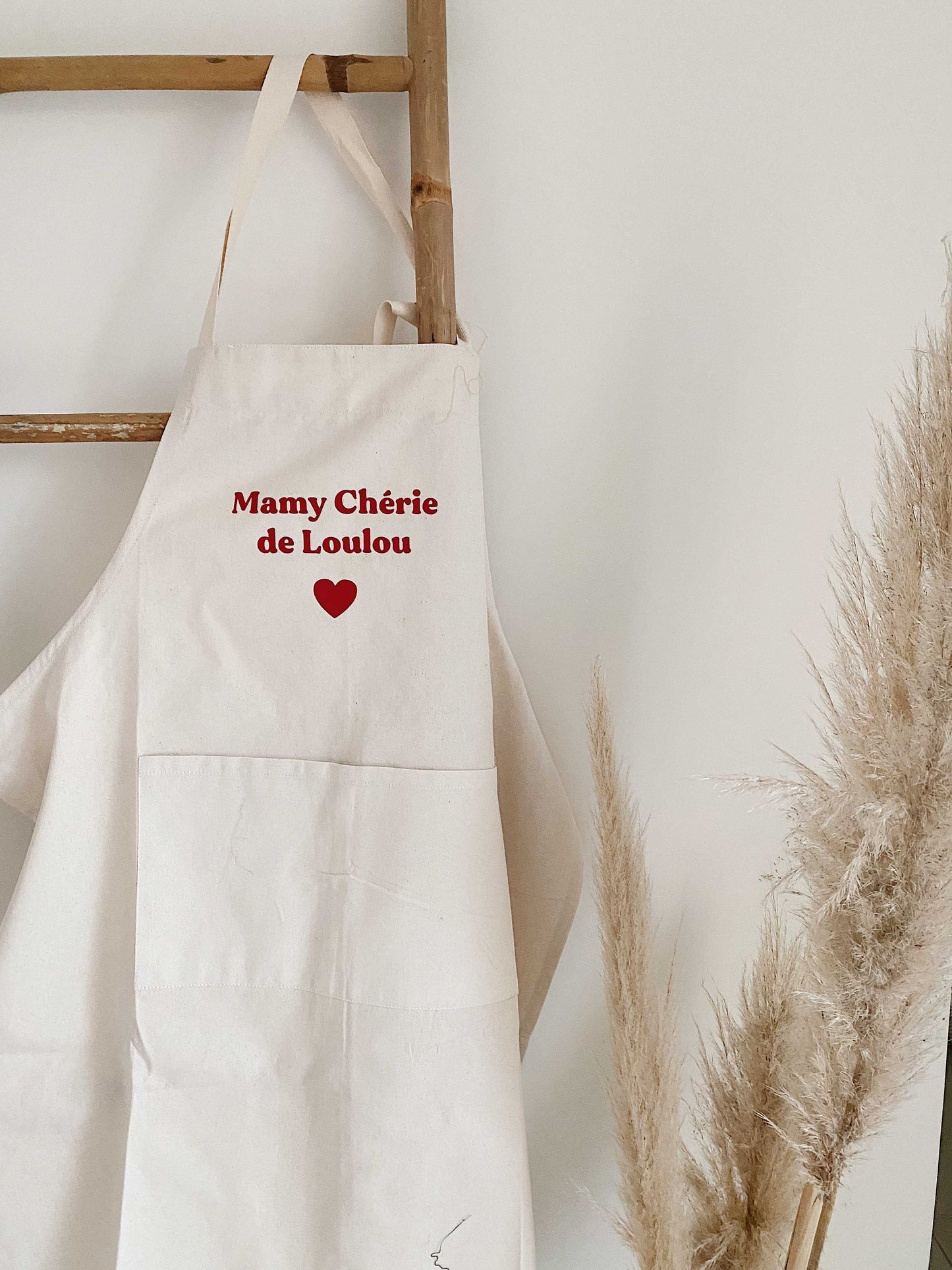 Tablier Personnalisé pour Mamie – Un Cadeau Pratique et Tendre pour Mamie