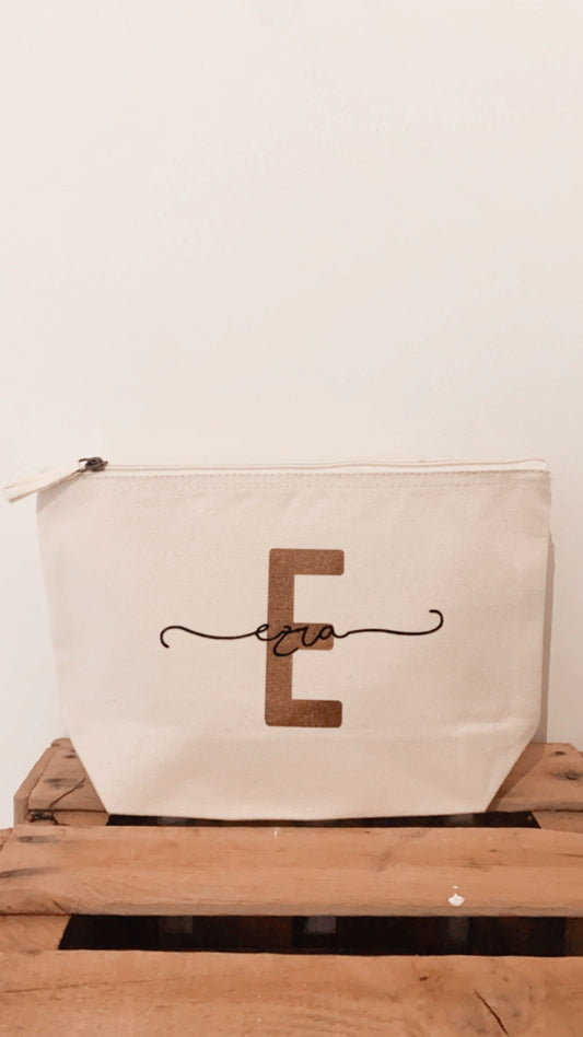 Pochette Personnalisée Signature – Élégante et Pratique pour Tous