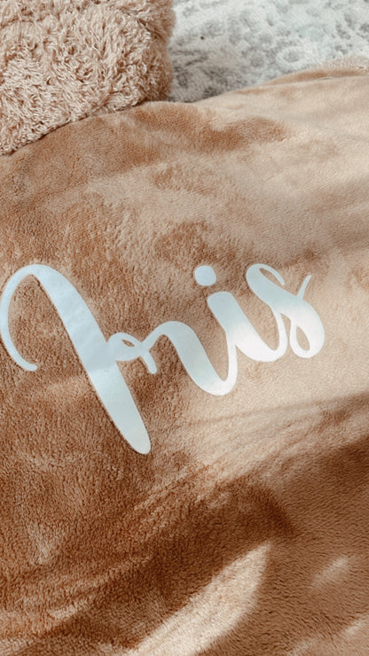 Peluche Ours Coussin Personnalisée – Douceur et Tendresse