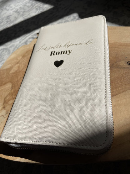 Pochette pour bijoux personnalisée – Le petit écrin chic et unique pour vos trésors