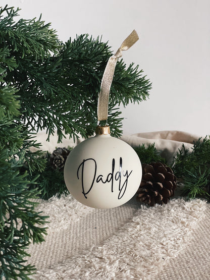 Boule de Noël Personnalisée Blanc Laine – Décoration de Noël Unique et Élégante