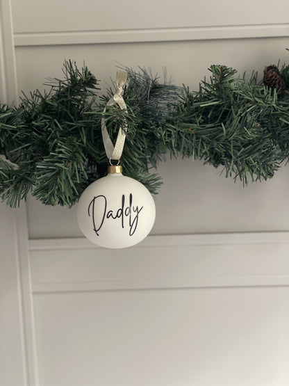 Boule de Noël Personnalisée Blanc Laine – Décoration de Noël Unique et Élégante