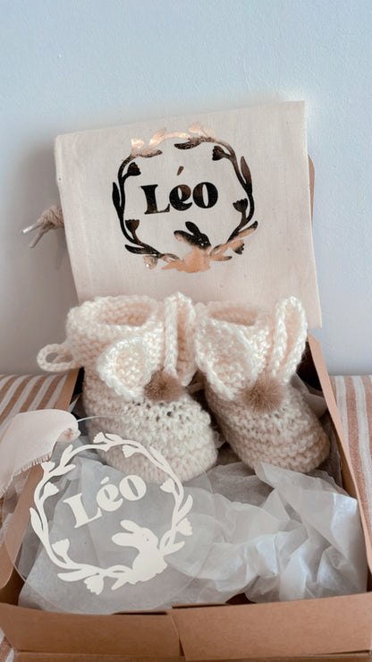 Coffret de Pâques personnalisé – Cadeau de naissance tout doux