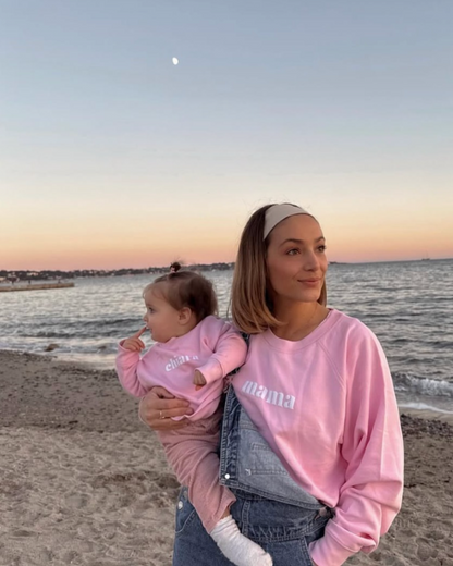 Sweat rose personnalisé "Mama" – Confort et style pour maman