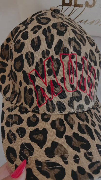 Casquette personnalisée Léopard MOM – Le cadeau parfait et unique pour toutes les mamans tendance !